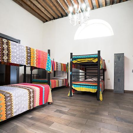 Hostal Santo Domingo ปวยบลา ภายนอก รูปภาพ